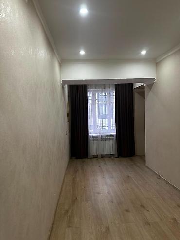 1: 1 комната, 42 м², 1 этаж — 2