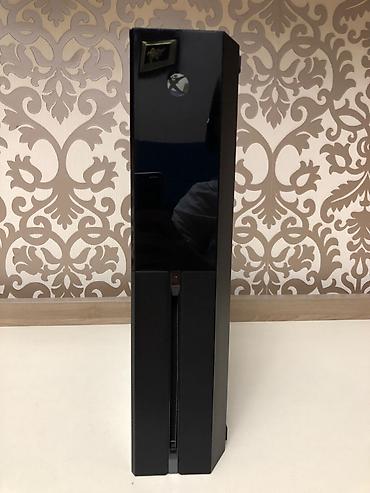 игровая консоль: Xbox One 500GB Sistem və korpusda problemlər yoxdur, səliqəlii — 2