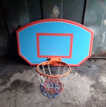 Другое для спорта и отдыха: Щит с баскетбольным кольцом с сеткой,в наличии новых 2 комплекта