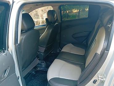 Транспорт: Chevrolet Spark: 2012 г., 1 л, Автомат, Бензин, Хэтчбэк — 3