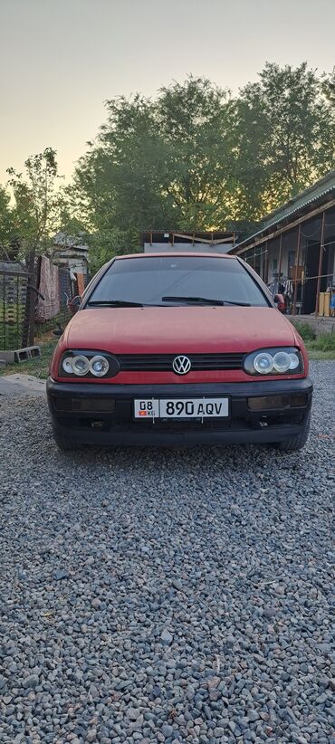 сиденья голф: Volkswagen Golf: 1995 г., 1.8 л, Механика, Бензин, Хэтчбэк