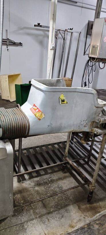 Производство молочных продуктов: Продается несколько позиций упаковщиков для молочного цеха. 1) — 9