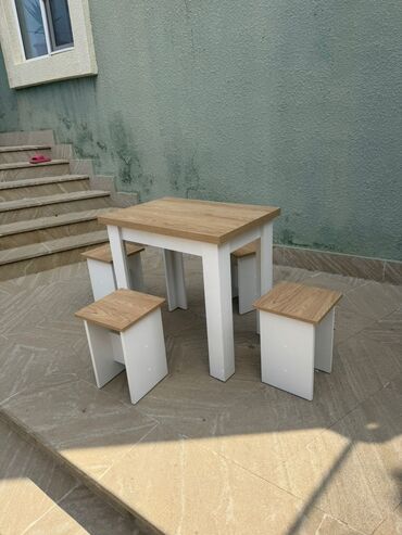 Masa və oturacaq dəstləri: Mətbəx üçün, Yeni, Açılan, Dördbucaq masa, 4 stul — 10