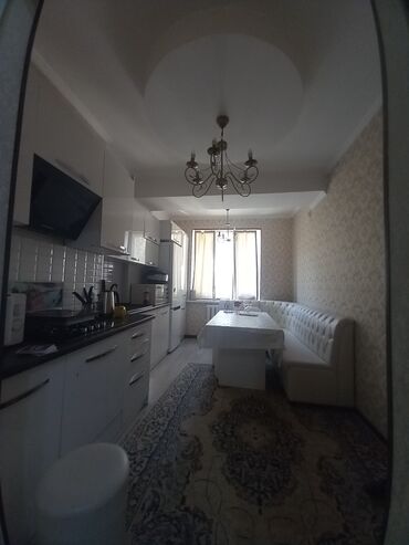 очень срочно продаю квартиру: 2 бөлмө, 63 кв. м, Элитка, 7 кабат, Евроремонт