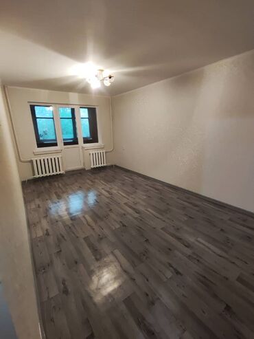 таатан квартира: 2 комнаты, 43 м², 104 серия, 1 этаж, Косметический ремонт