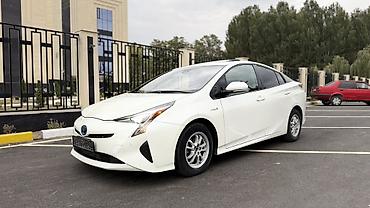 Унаа сатуу: Toyota Prius: 2018 г., 1.8 л, Вариатор, Гибрид, Лифтбек — 3