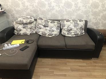 diva divan: Künc divan-sofa

Divanin bir terefinin kojasi cirilib — 1