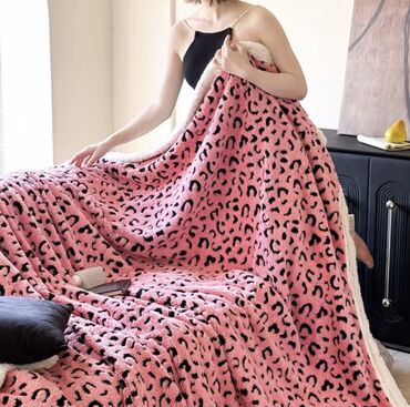 Одеяла и пледы: Плед, Новый, Все сезоны, Двусторонний, Плюшевый — 28