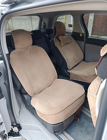 Другие детали салона: Toyota Estima (правый руль), салон и передняя часть. Основные — 7