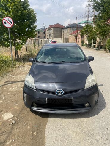 gundelik arenda masinlar: Сутки, Toyota, С депозитом