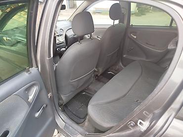 mini kuper: Toyota Yaris: 2004 г., Автомат, Бензин, Хэтчбэк — 2
