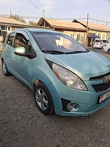 спарк 2: Chevrolet Spark: 2009 г., 0.1 л, Автомат, Бензин, Хэтчбэк — 4
