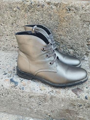 Ботинки и ботильоны: Элегантные женские ботильоны черного цвета с глянцевой поверхностью — 9