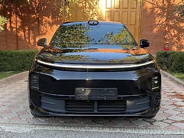 mini ev: Lixiang L6: 2024 г., 1.5 л, Автомат, Гибрид, Кроссовер — 3