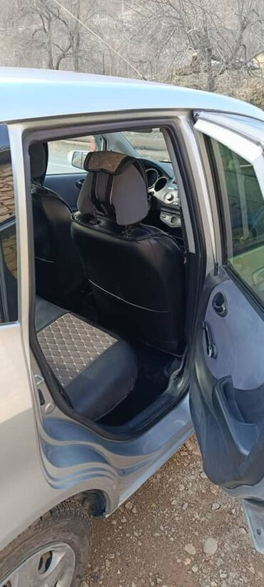 Honda: Honda Jazz: 2009 г., 1.4 л, Автомат, Бензин, Хэтчбэк — 15