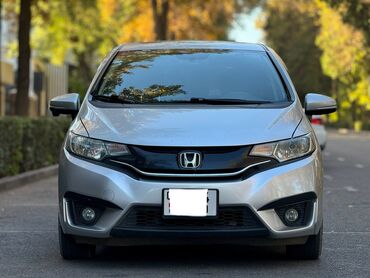 Honda: Honda Fit: 2015 г., 1.5 л, Вариатор, Бензин, Хэтчбэк