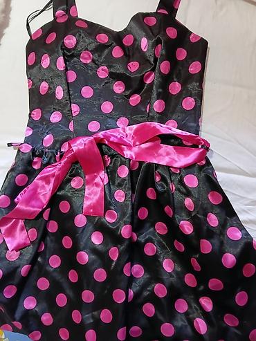 Haljine: Haljina na bretele sa tufnama - Model: koktel/retro stil, gornji deo — 9