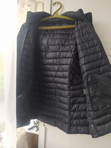тойские платья: Продаю вещи б/у в хорошем состоянии. куртка осенняя600 сом. Куртка