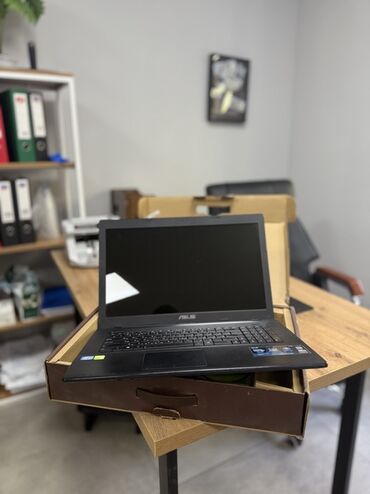 на ноутбук: Ноутбук, Asus