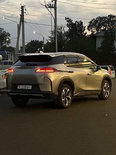 верхний одежда: Электрокроссовер Aion V - Кузов: компактный SUV с аэродинамичным — 2