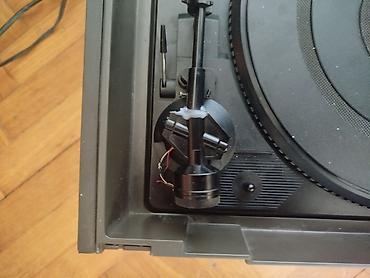 Zvučnici i stereo sistemi: Stari retro Fisher radio stara linija vintage. Nema poklopac,ruka sa — 11