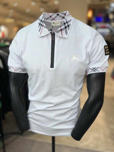 benetton majice zenske: 06. majica 
s-2xl
 3400 din