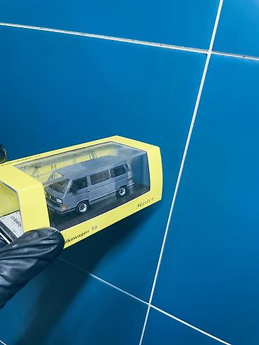 Модели автомобилей: Продаю масштабные модели 
1/64 цены разные — 17