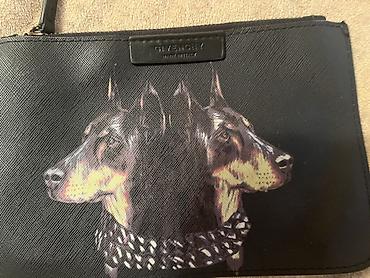 Çantalar: Givenchy orjinal seliqeli istifade olunub ucuz satiram 120 azn — 1