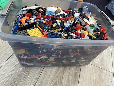 бир: Большой контейнер со смешанной россыпью деталей LEGO. - Разнообразные — 1