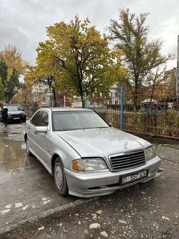 купить модели автомобилей: Mercedes-Benz C-Class: 1995 г., 2.2 л, Механика, Бензин, Седан