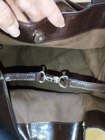 Torbe: Coccinelle kožna torba XXL Skupocena italijanska torba Coccinelle na lalafo.rs — 5 Torbe: Coccinelle kožna torba XXL Skupocena italijanska torba Coccinelle — 5