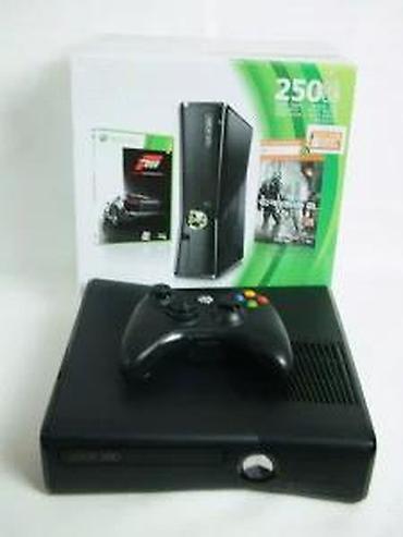 mali blender: Xbox 360, korektno očuvana i potpuno ispravna (noviji model bez — 10