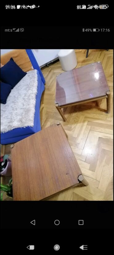 Stolovi: Sto manji drvenii lep nepohaban. Oko prečnik 65/65 vis oko 37
 Mirjevo — 12