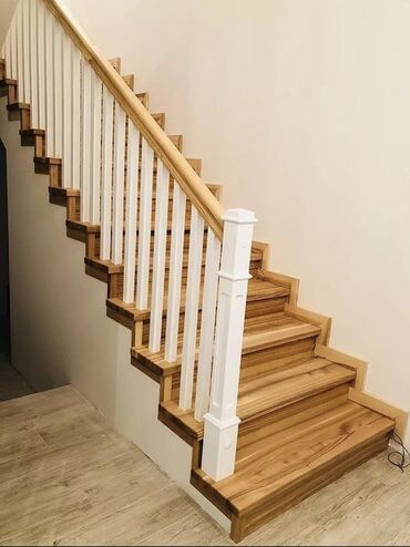 Готовые перила: Готовые перила, Материал: Дерево, Для балкона, Новый — 4