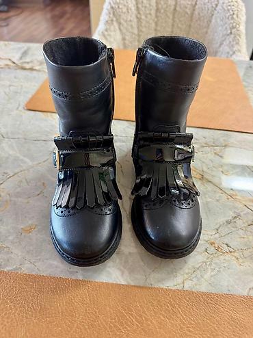 Верхняя одежда: Продам новое пальто Next. Не носили. Дочке не понравился фасон. Размер — 7