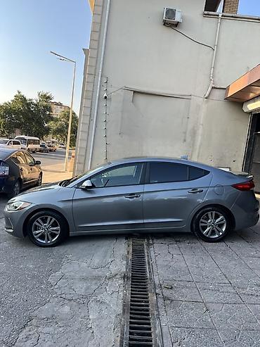 kia servis ehtiyat hisseleri: Hyundai Elantra – sedan, geniş və rahat salon Özəlliklər: - Qara — 10