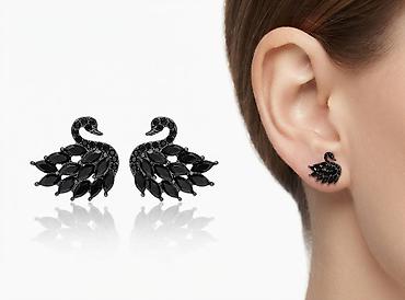 Серьги сөйкөлөр гвоздики Г в виде лебедей, украшены стразами