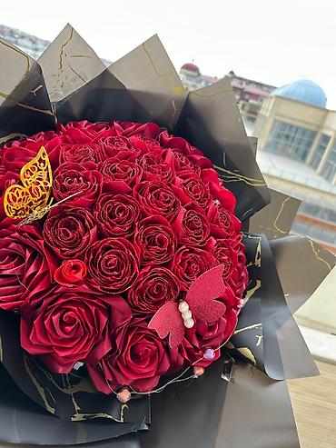 toy ucun ev dekorlari: Qırmızı gül buketi – dekorativ LED işıqlı - Tərkib: zəngin qırmızı — 3