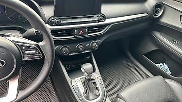 1: Kia K3: 2019 г., 1.6 л, Автомат, Бензин, Седан — 6