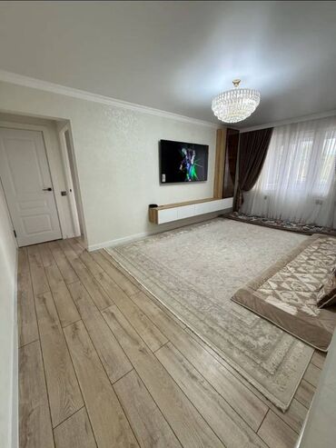 гостиница азия мол: 2 комнаты, 48 м², 104 серия, 4 этаж, Евроремонт