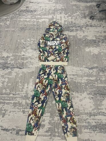 спортивный одежда: Комплект