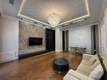 iceri seher: İcarəyə verilir 4 otaqlı yeni tikili 165 m², Ağ şəhər q. Kateqoriya — 3