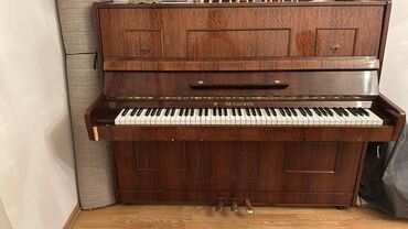 piano satılır: Пианино