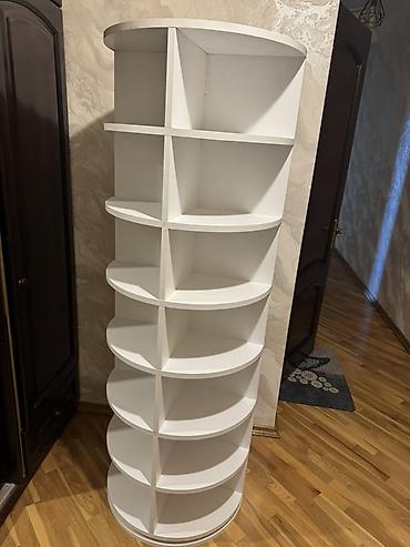 Salon, tibbi mebel: Ağ rəngli dairəvi dizaynlı çoxrəfli saxlayıcı-stellaj - Formalı — 1