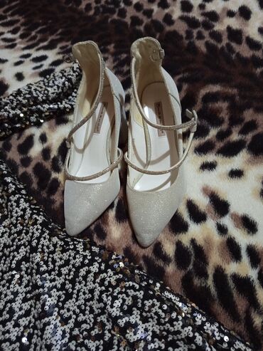 Dəstlər, kostyumlar: Şam dəsti – ziyafət geyimi, ayaqqabı və çanta - Don: Tam — 2