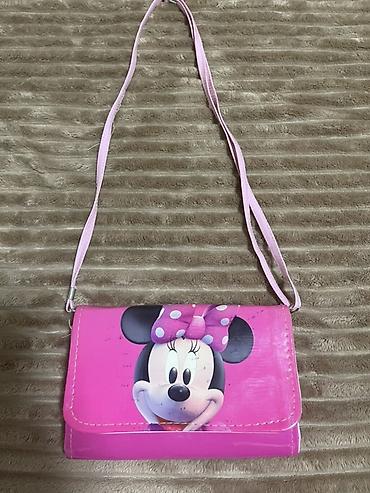 Dečija crossbody torbica – Minnie Mouse motiv - Boja: intenzivno roze na lalafo.rs Dečija crossbody torbica – Minnie Mouse motiv - Boja: intenzivno roze