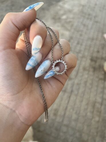 Boyunbağılar: Boyunbağı, Pandora, Gümüş