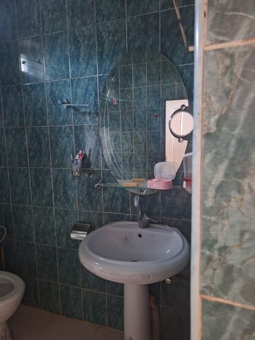 Həyət evləri və villaların satışı: 3 otaqlı, 100 kv. m, Orta təmir -da lalafo.az — 9 Həyət evləri və villaların satışı: 3 otaqlı, 100 kv. m, Orta təmir — 9