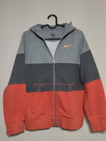 pull and bear kaputi: Nike, Sa kapuljačom, 152-158