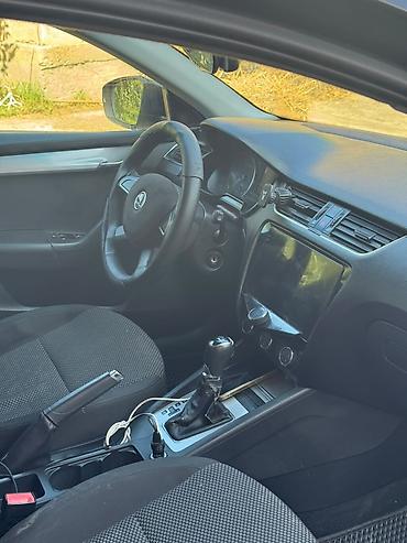 ford fiesta se 2018: Skoda Octavia: 2014 г., 1.4 л, Автомат, Бензин, Седан — 10